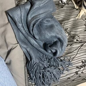 Blueish grey coloured scarf